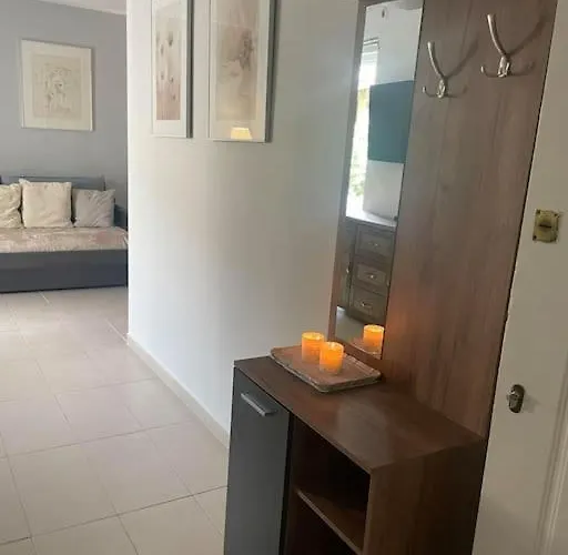 In The Center, 2 Mins From The * Loutráki